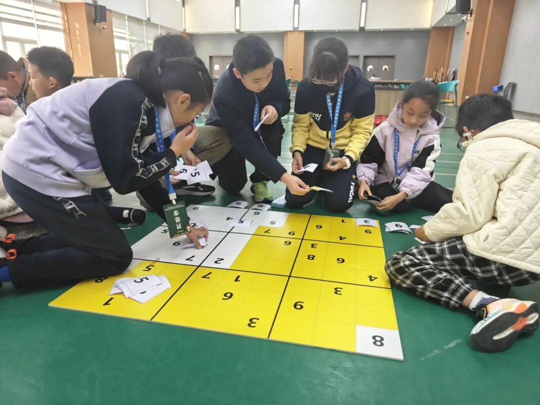 【活动照片】2025年11月30日，“颂运河·趣味挑战杭州市第四届青少年数独挑战活动-文学部-滨江一楼多功能厅9.jpg